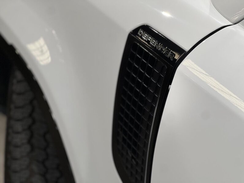 
								2025 Land Rover Defender 130 D350 X-Dynamic HSE full									