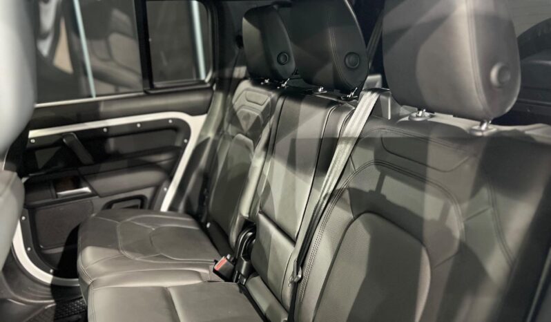 
								2025 Land Rover Defender 110 D350 X-Dynamic HSE full									