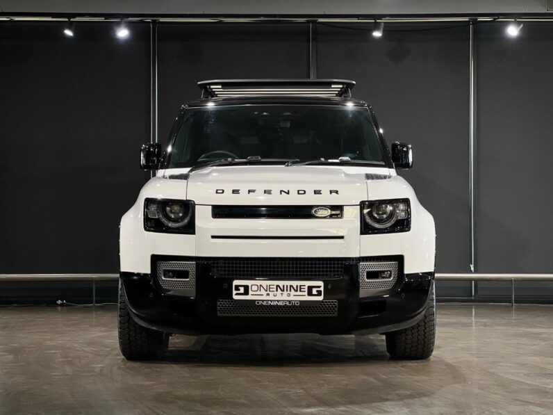 
								2025 Land Rover Defender 130 D350 X-Dynamic HSE full									