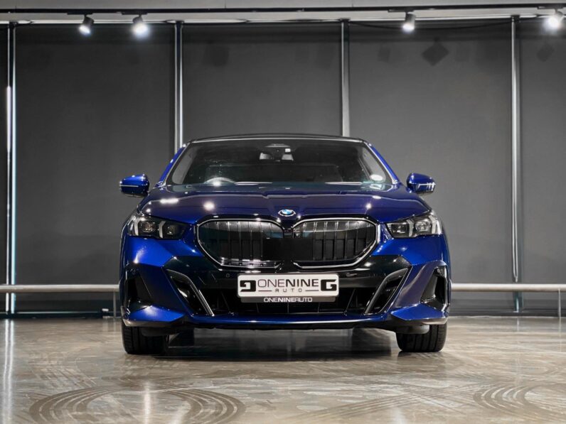 
								2024 BMW 5 Series 520d M SPORT PRO full									