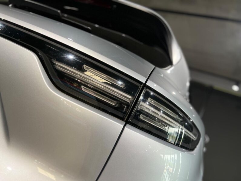
								2018 Porsche Cayenne S full									