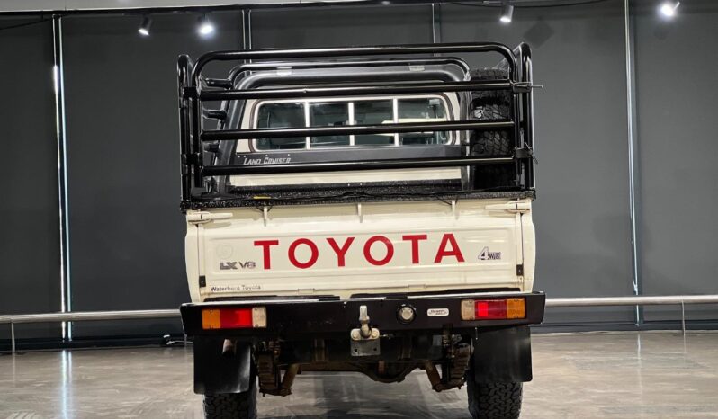 
								2015 Toyota Land Cruiser 79 4.5D-4D LX V8 Double Cab full									
