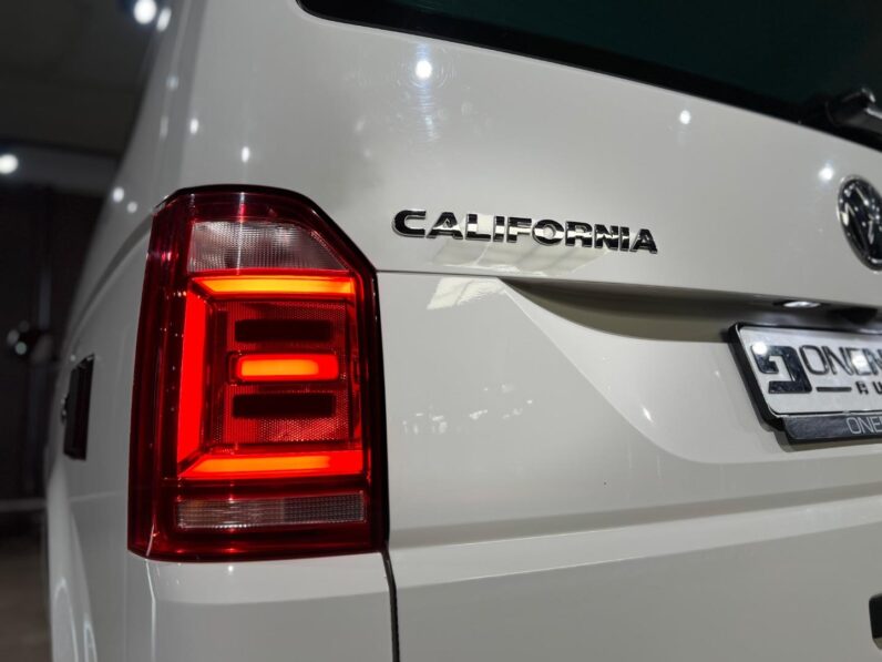 
								2019 Volkswagen California Coast 2.0BiTDI 4Motion full									