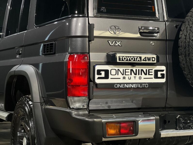 
								2026 Toyota Land Cruiser 76 2.8GD-6 Station Wagon VX full									