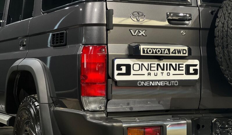 
								2026 Toyota Land Cruiser 76 2.8GD-6 Station Wagon VX full									