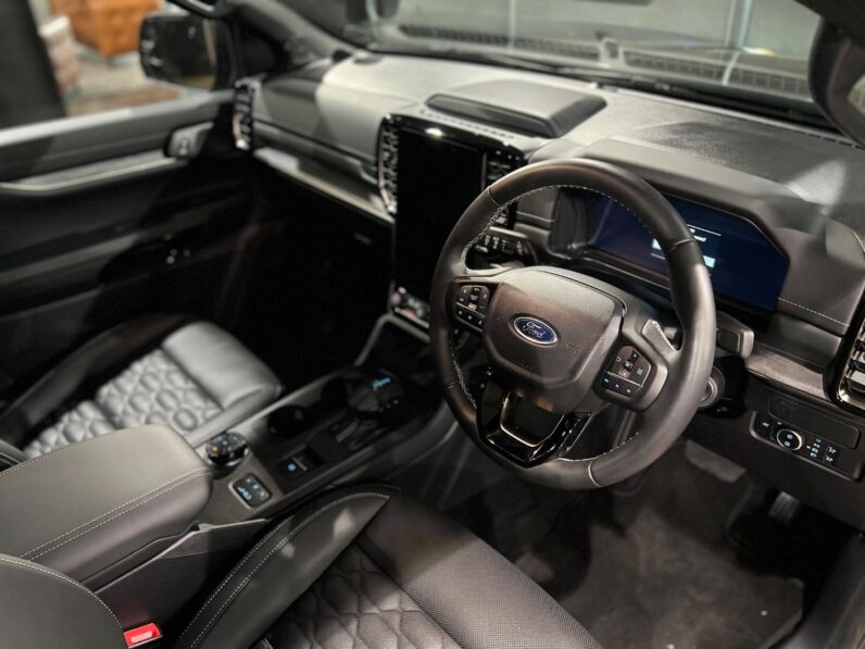
								2026 Ford Everest 3.0TD V6 4WD Platinum full									