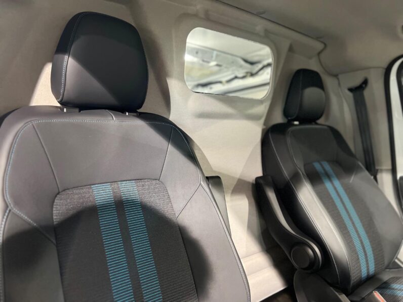 
								2025 Ford Transit Custom 2.0SIT Panel Van Sport full									