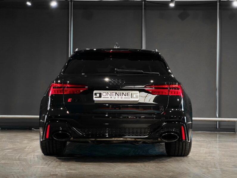 
								2025 Audi RS6 Quattro Performance full									