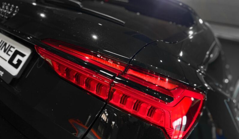 
								2025 Audi RS6 Quattro Performance full									