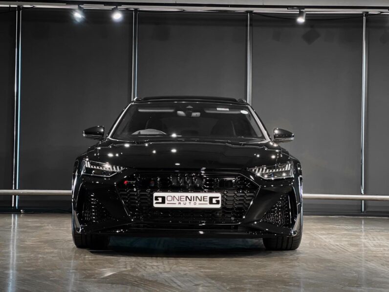 
								2025 Audi RS6 Quattro Performance full									