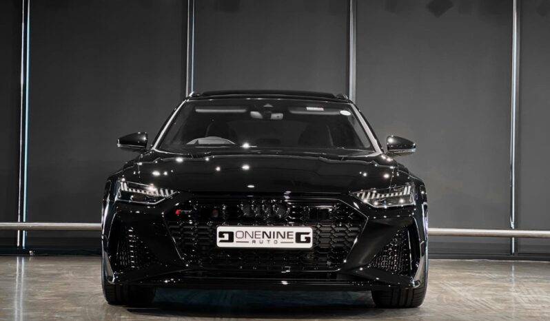
								2025 Audi RS6 Quattro Performance full									