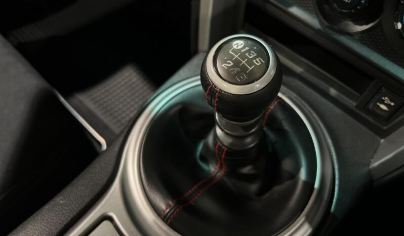 
								2012 Toyota 86 2.0 standard full									