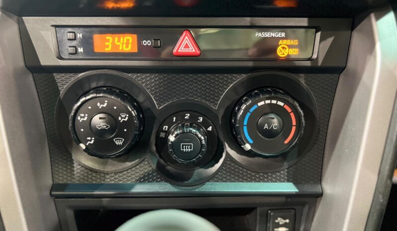 
								2012 Toyota 86 2.0 standard full									