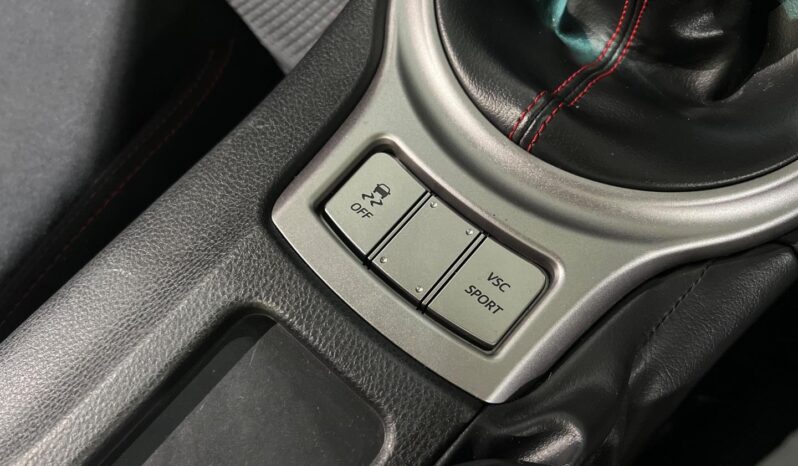 
								2012 Toyota 86 2.0 standard full									
